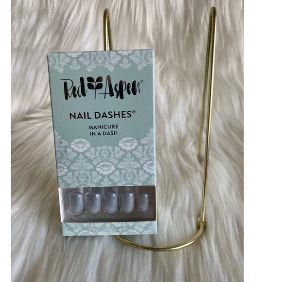Red Aspen Nail Dashes- Regency, Brinne (Short Square Shimmer Nails) - Picture 1 of 3